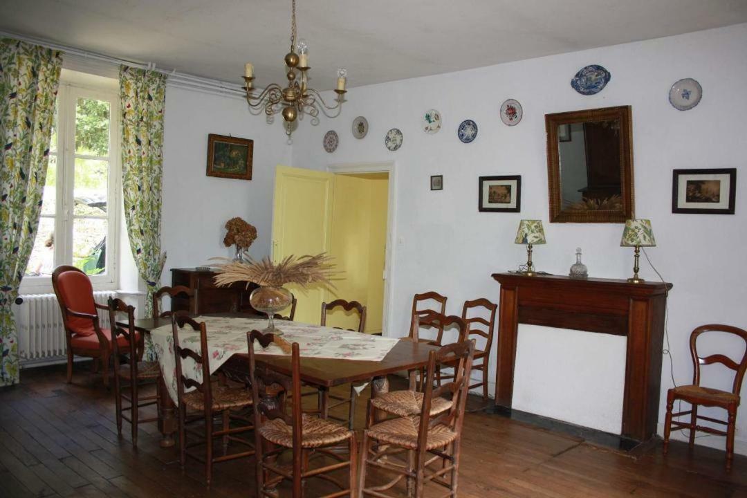 Villa DOMAINE de la BORLIERE Fenioux  Exterior foto